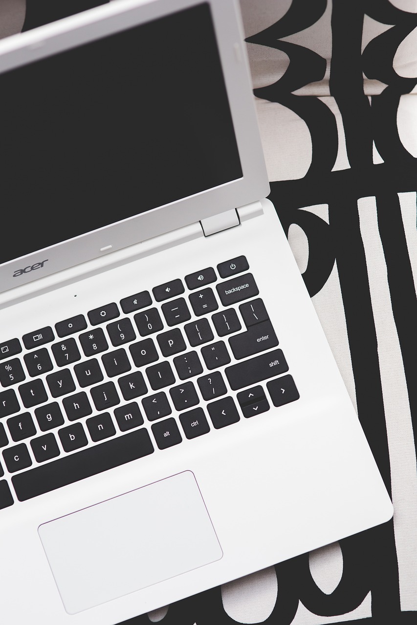 découvrez les chromebooks, des ordinateurs portables légers et performants, conçus pour une utilisation optimale des applications en ligne. profitez d'une autonomie prolongée, d'une interface utilisateur intuitive et d'une sécurité renforcée. idéaux pour les étudiants et les professionnels, les chromebooks vous permettent de rester productif où que vous soyez.