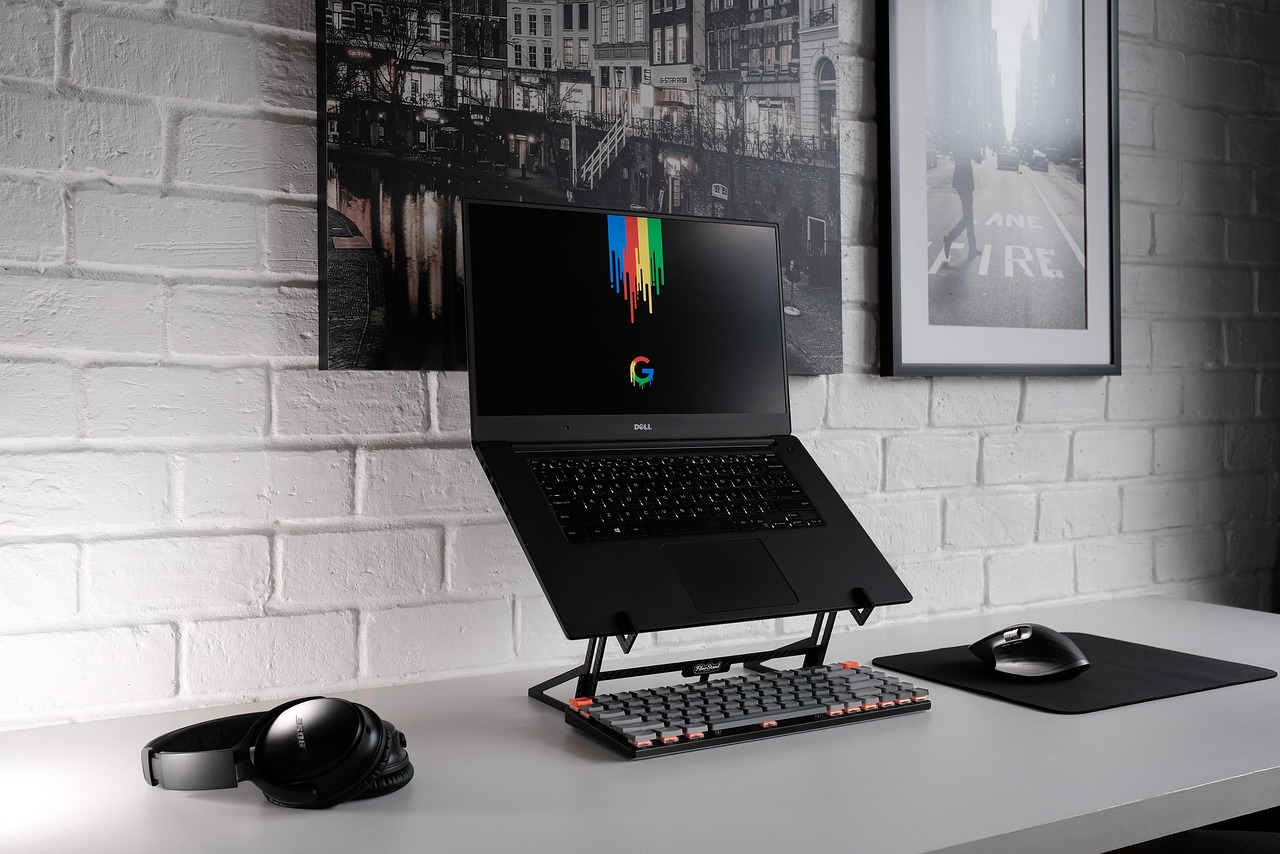 découvrez notre xxl mouse pad offrant une surface extra-large pour un confort et une précision accrus lors de vos sessions de travail ou de jeu.