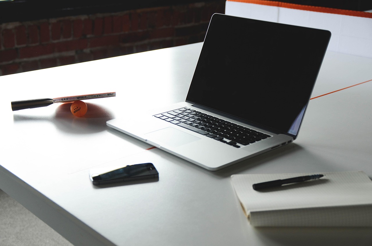 Offres exceptionnelles : 3 ordinateurs portables incontournables à partir de 249,99 euros (Apple, Lenovo, Samsung