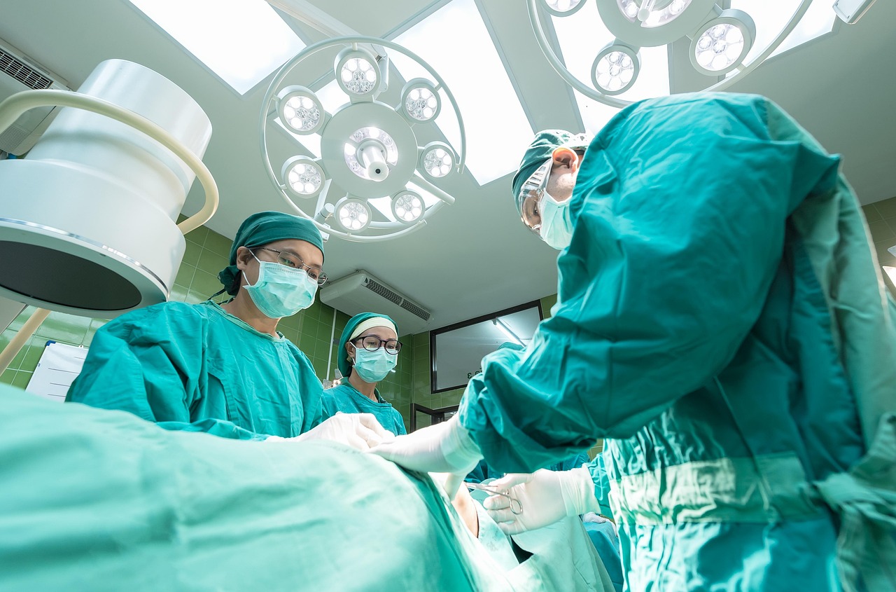 L’Hôpital Foch révolutionne la rédaction des comptes-rendus médicaux grâce à l’intelligence artificielle – Le Monde Informatique
