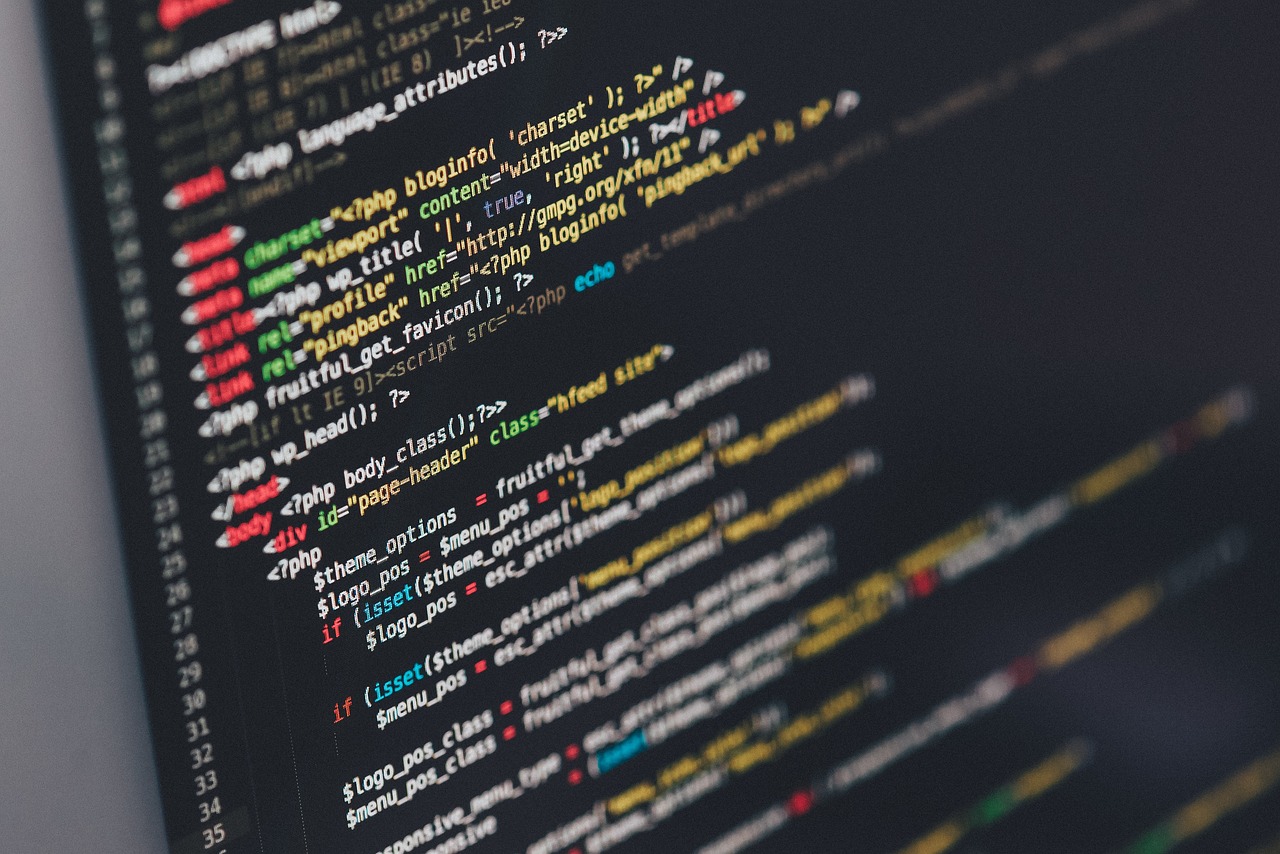 Comment les logiciels d’édition de code facilitent le développement