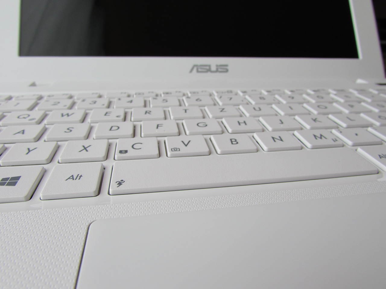 Affaire à ne pas manquer : le prix du PC portable Asus VivoBook 15 R1500 connaît une baisse spectaculaire