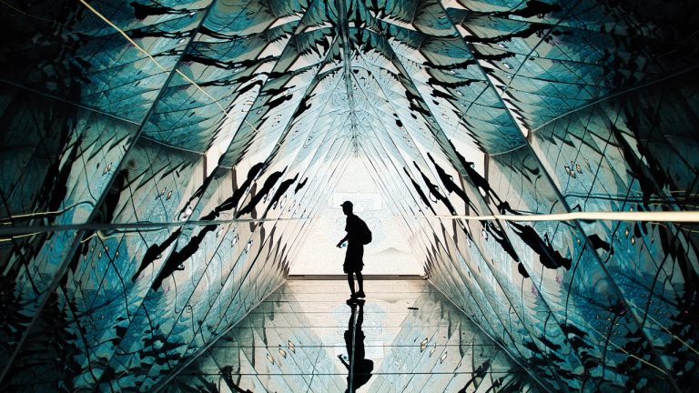 La technologie au service de l&rsquo;intelligence artificielle : &eacute;quipements high-tech pour optimiser ses performances