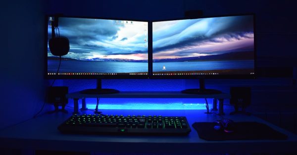 Moniteurs : comment choisir le modèle idéal pour votre bureau