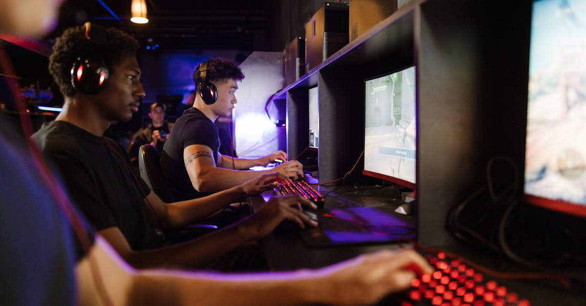 découvrez notre sélection de souris gaming, conçues pour offrir précision et confort lors de vos sessions de jeu. améliorez vos performances avec les dernières technologies et une ergonomie adaptée aux gamers.