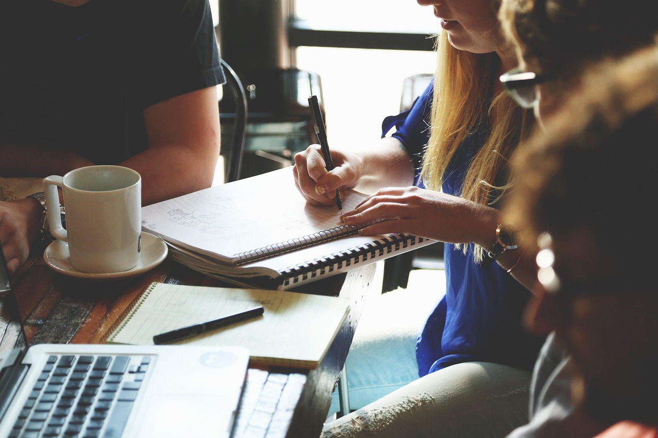 découvrez les avantages stratégiques des partenariats pour votre entreprise. apprenez comment collaborer efficacement avec d'autres acteurs du marché pour atteindre vos objectifs communs et maximiser votre potentiel. explorez des exemples pratiques et des conseils pour établir des relations fructueuses.