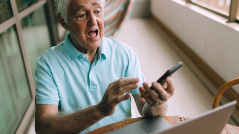 Formation informatique : les comp&eacute;tences essentielles &agrave; acqu&eacute;rir en 2025