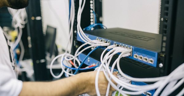 Routeurs : comment choisir le meilleur modèle pour vos besoins