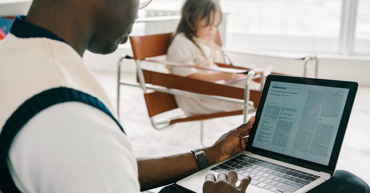 découvrez macos, le système d'exploitation innovant d'apple, offrant une interface intuitive, des performances rapides et une sécurité renforcée. explorez ses fonctionnalités avancées, son intégration avec les appareils apple et ses applications créatives pour optimiser votre expérience utilisateur.
