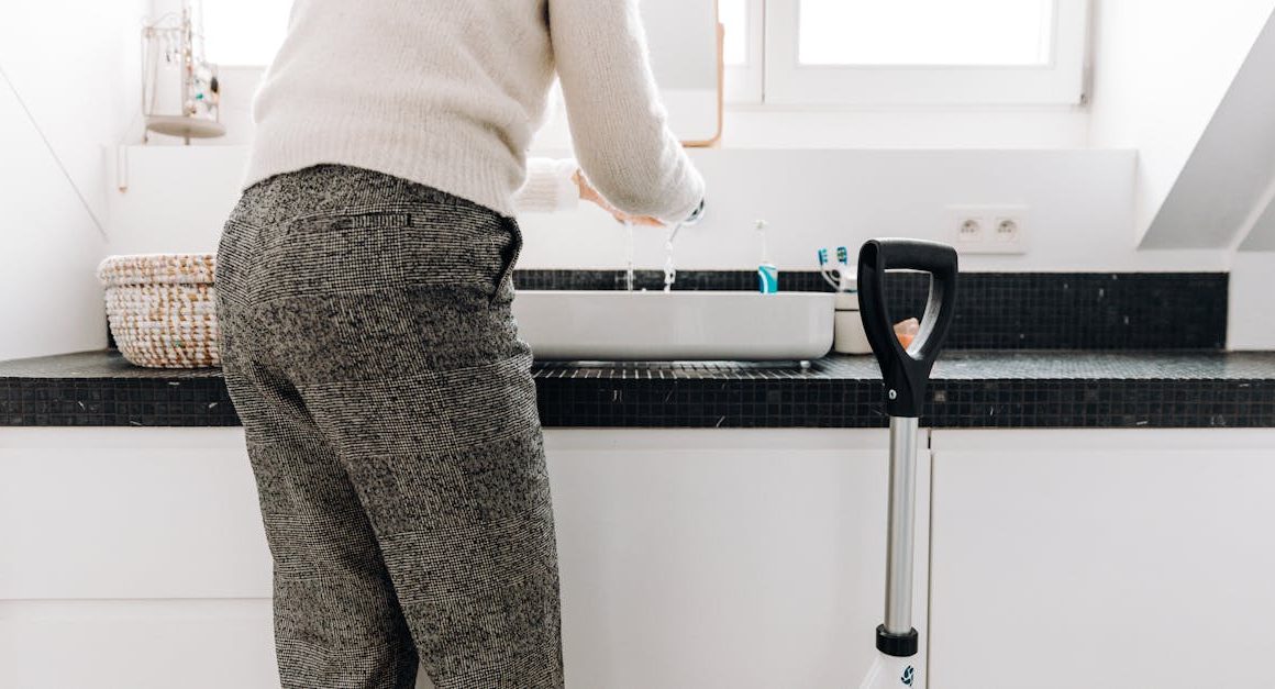 découvrez comment améliorer l'accessibilité de vos contenus et services pour tous les utilisateurs, en adoptant des pratiques inclusives et en respectant les normes en vigueur.
