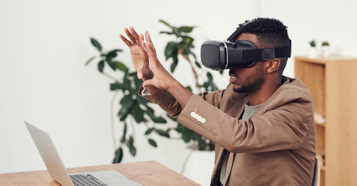 découvrez le monde de la réalité virtuelle, une technologie immersive qui transforme notre expérience du divertissement, de l'apprentissage et des interactions sociales. plongez dans des environnements captivants et explorez de nouvelles dimensions avec des jeux, des simulations et des applications vr révolutionnaires.