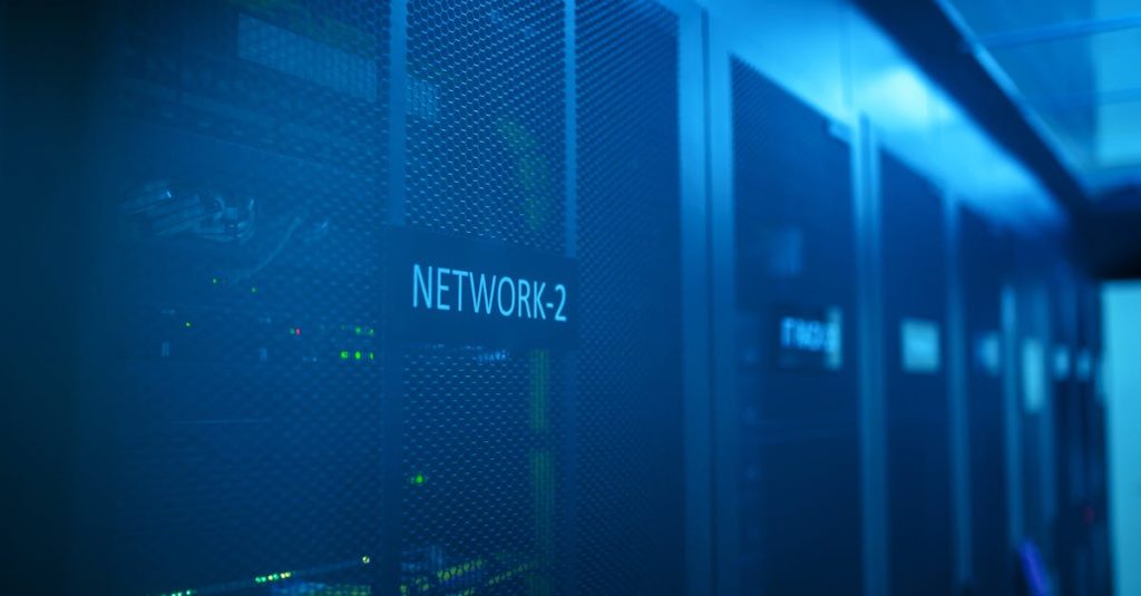 découvrez le rôle essentiel d'un security operations center (soc) dans la surveillance, la détection et la gestion des menaces de cybersécurité pour protéger efficacement les données et les systèmes de votre entreprise.