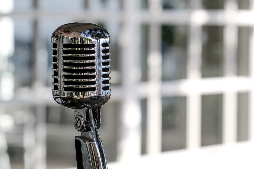 découvrez les meilleurs générateurs de voix ai : créez facilement des voix naturelles et réalistes pour vos vidéos, podcasts ou projets numériques. comparez les fonctionnalités, prix et usages des solutions d'intelligence artificielle vocale.