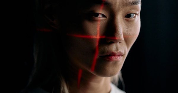 Identité numérique : comprendre les enjeux et les défis du monde digital
