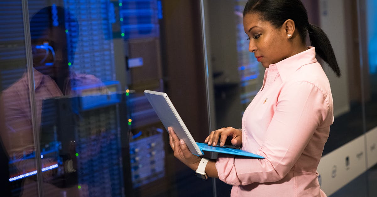 découvrez le cloud computing, une solution innovante qui permet de stocker, gérer et traiter vos données en ligne. profitez de la flexibilité, de la sécurité et de l'accessibilité offertes par le cloud pour optimiser vos opérations et favoriser la collaboration au sein de votre entreprise.