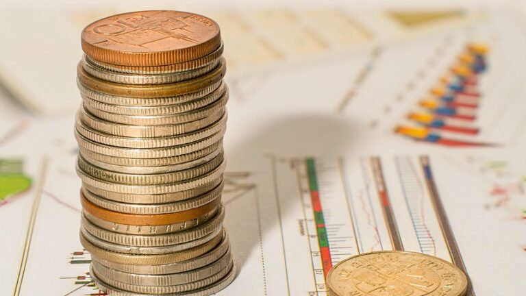 d&eacute;couvrez comment l'&eacute;conomie num&eacute;rique transforme les entreprises et la soci&eacute;t&eacute; gr&acirc;ce aux technologies innovantes, &agrave; la connectivit&eacute; mondiale et aux nouveaux mod&egrave;les &eacute;conomiques du digital.