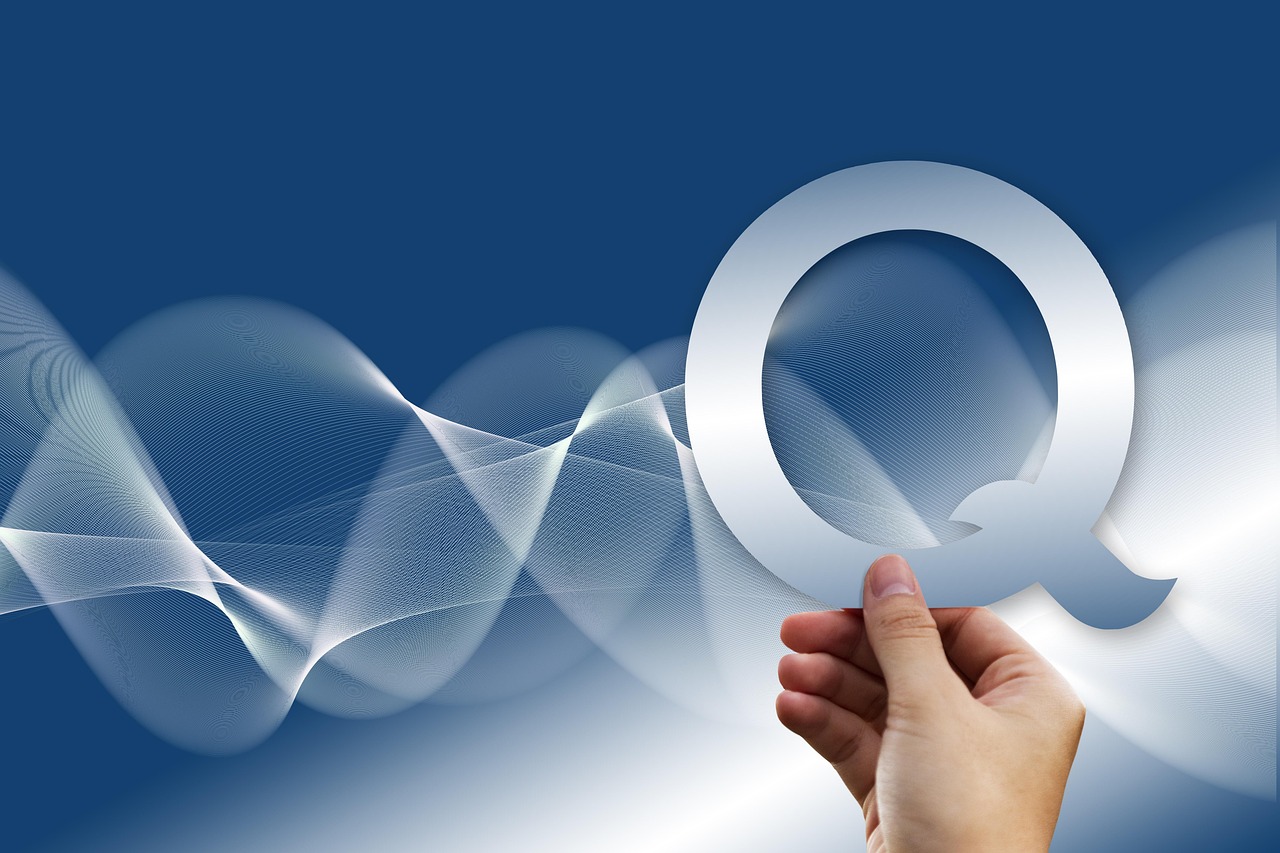 découvrez l'informatique quantique : principes, applications, avantages et défis. explorez comment les ordinateurs quantiques révolutionnent la technologie et transforment le futur du calcul scientifique.