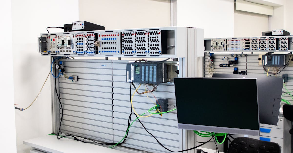 surveillez efficacement la performance de vos serveurs avec des solutions de server monitoring. anticipez les pannes, optimisez la disponibilité et garantissez la sécurité de votre infrastructure informatique.